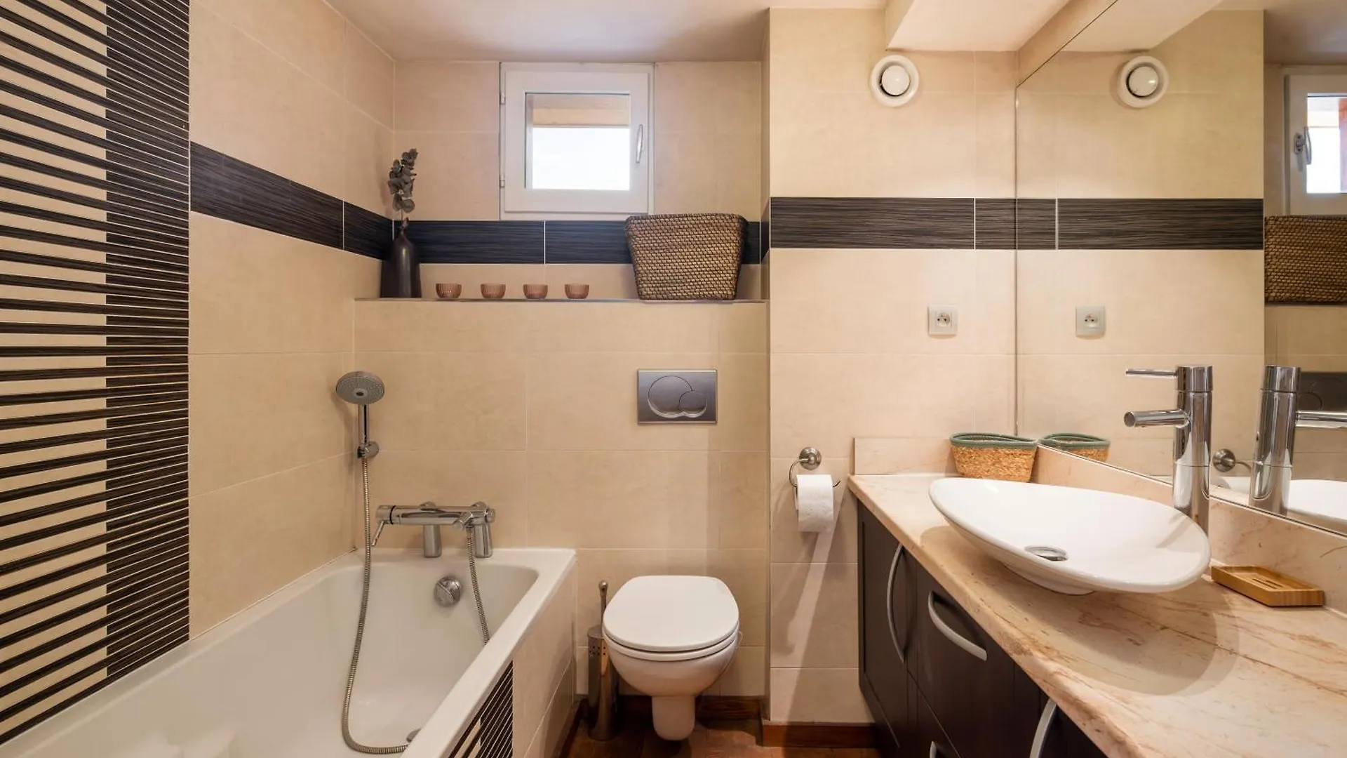 Alpe D'Huez Houses - Chez Gaston - Comme Un Chalet 4 Chambres Pour 10P